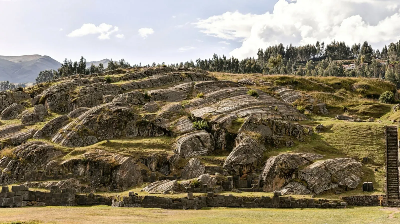 Sacsayhuamán